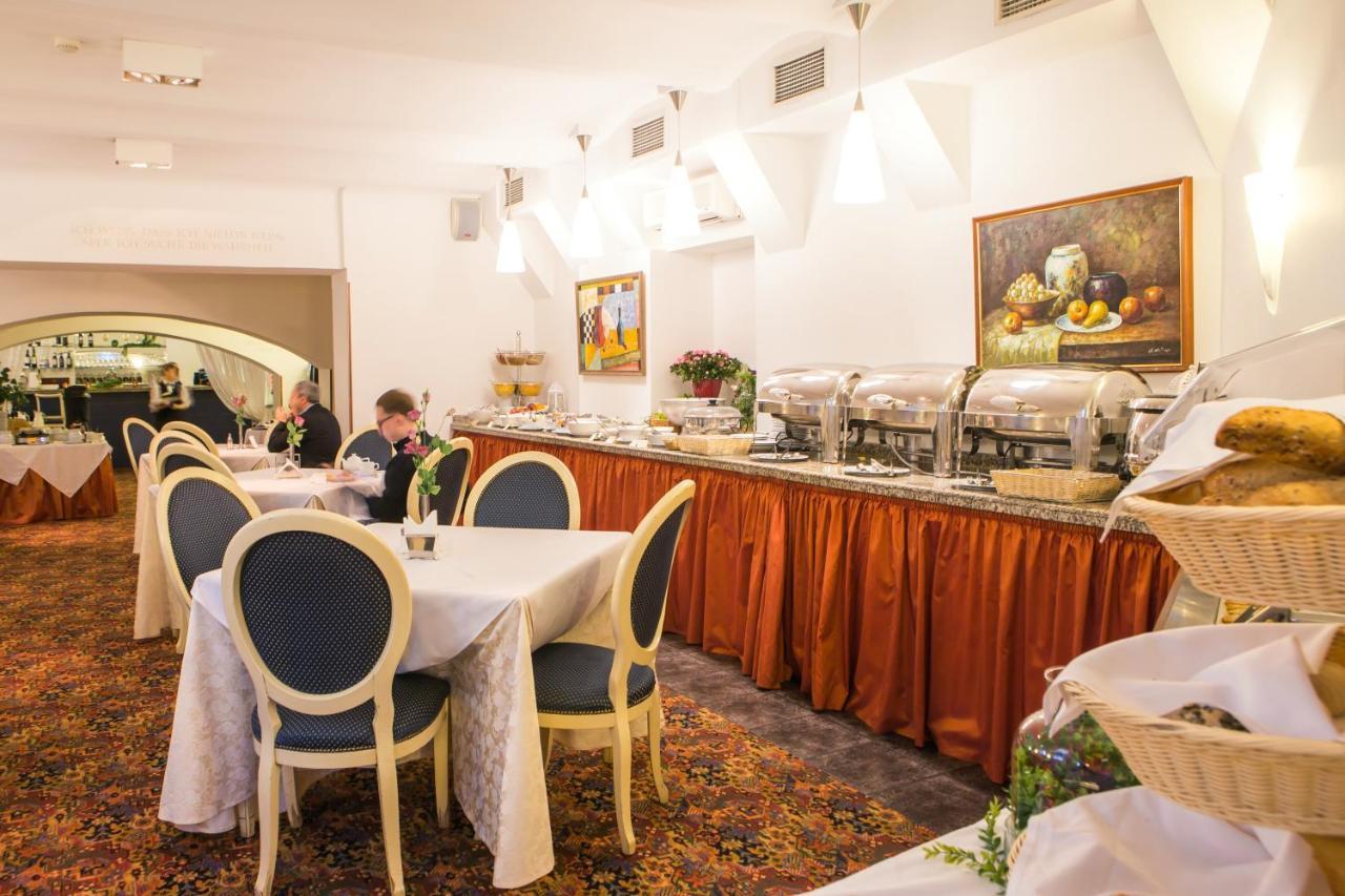 Monika Centrum Hotels Riga Luaran gambar